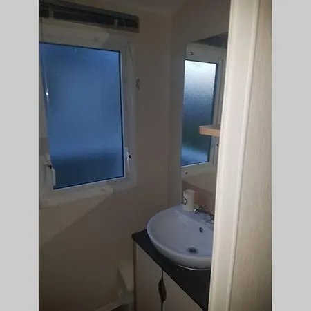 Stunning Deluxe 3 Bedroomed Caravan With Ch, Dg And Decking. Blackpool Exterior foto
